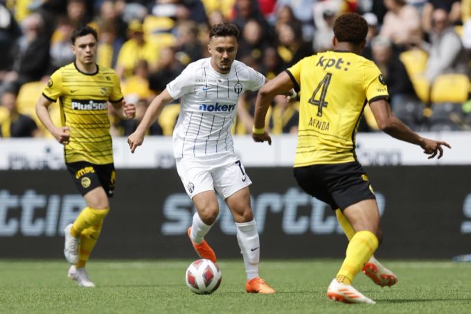 FCZ-Angreifer Bledian Krasniqi im Spiel gegen YB. YB