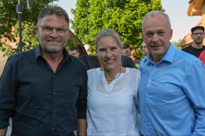 Bernhard Meyer mit Fränzi und Urs Schaeppi.