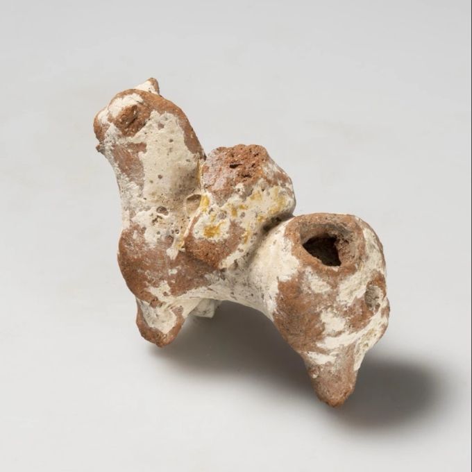 So sieht das Spielzeug-Rössli nach der Reinigung aus. Archäologie