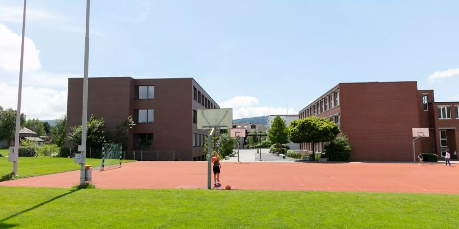 Schulhaus in Würenlos.