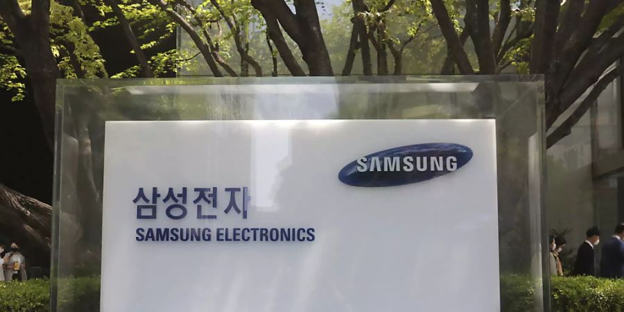 Die Folgen der Corona-Pandemie haben dem südkoreanischen Konzern Samsung Electronics zu einem Gewinnsprung verholfen. (Archivbild)