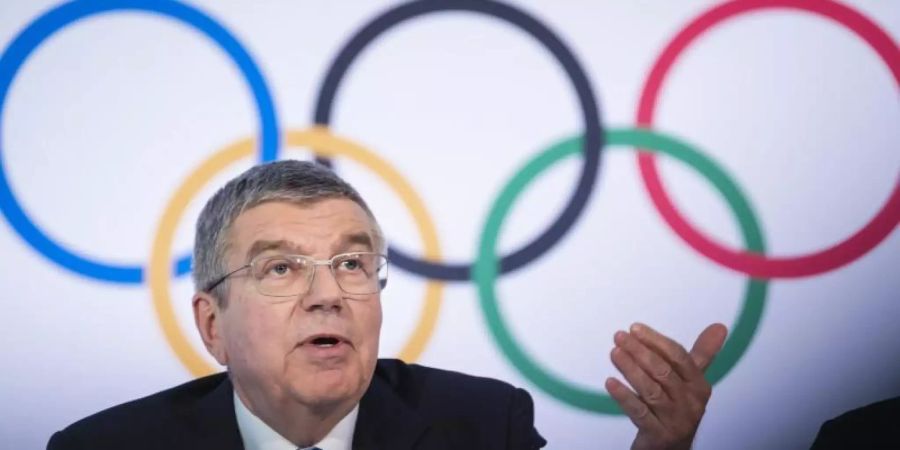 Thomas Bach ist der Präsident des Internationalen Olympischen Komitees (IOC). Foto: Jean-Christophe Bott/KEYSTONE/dpa