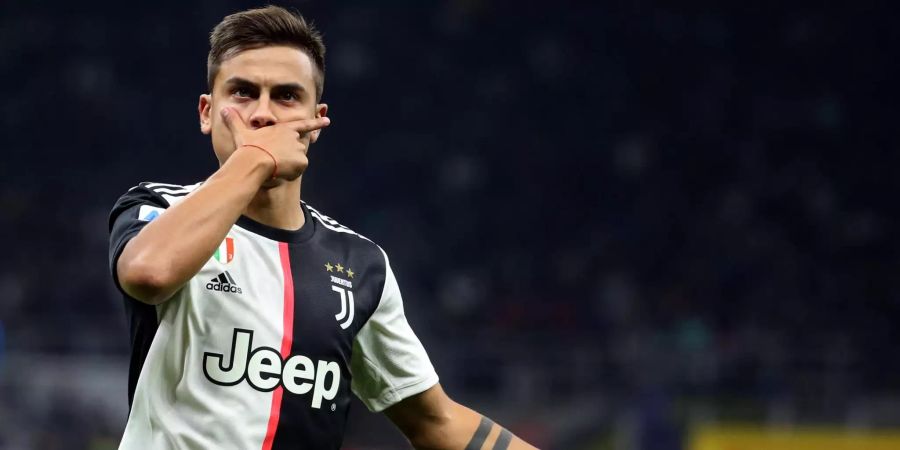 Paulo Dybala mit seiner unverkennbaren Art zu jubeln.