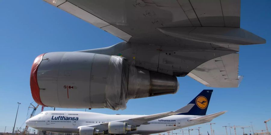 lufthansa boeing 747