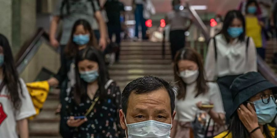 In China ist es wieder zu weniger Coronavirus-Infektionen gekommen.