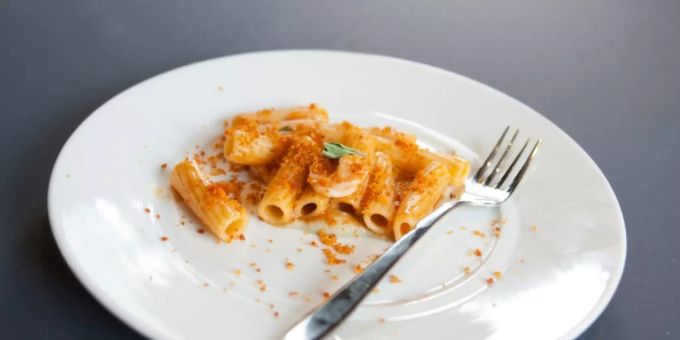 Düsseldorf - 30 Vapiano-Restaurants in Deutschland sollen «spätestens ab August» wieder öffnen