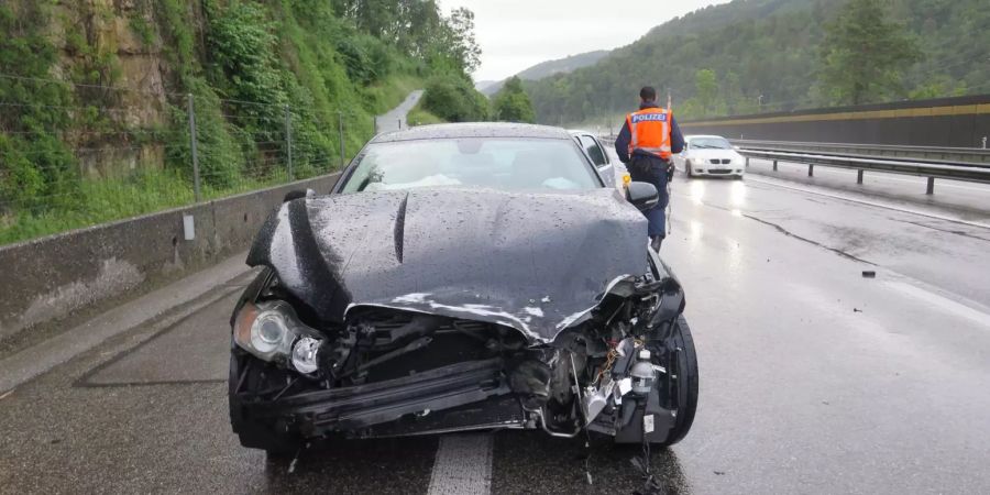 Diegten Personenwagen Leitplanke Unfall