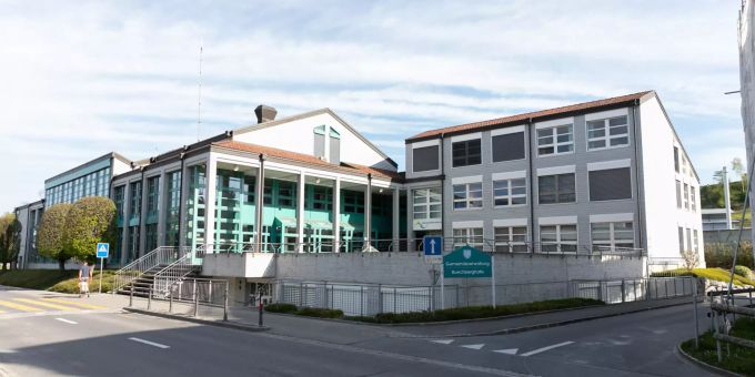 Gemeindehaus - Wangen Gemeindehaus - Wangen