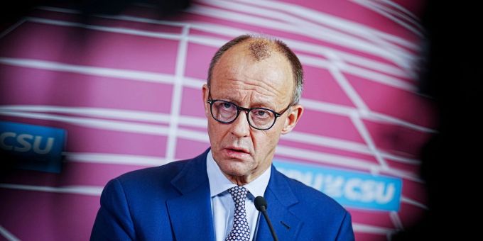 Auch CDU-Chef Friedrich Merz spricht sich gegen ein AfD-Verbot aus. afd verbot