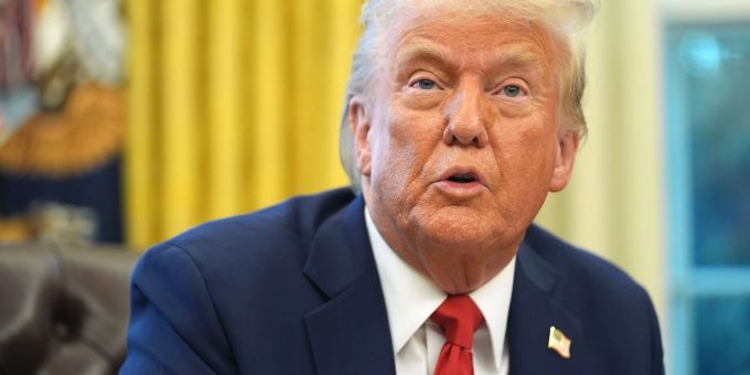 Sein Vorgänger, Joe Biden, habe nie um Geld gebeten, sagt US-Präsident Donald Trump. Ukraine Krieg