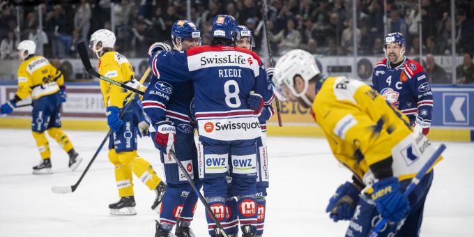 Die ZSC Lions fertigen den HC Davos ab. ZSC Lions HC Davos