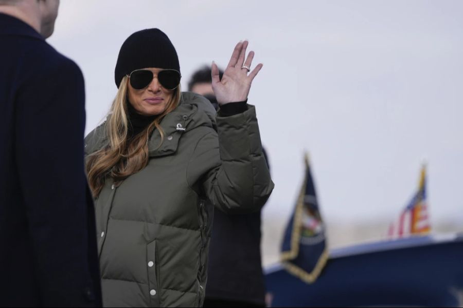 Die First Lady zeigt sich in ungewohnt lässigem Look.