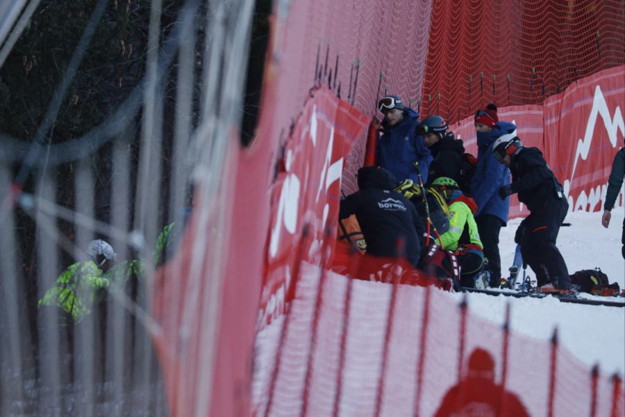 Cyprien Sarrazin stürzt im Bormio-Training heftig.