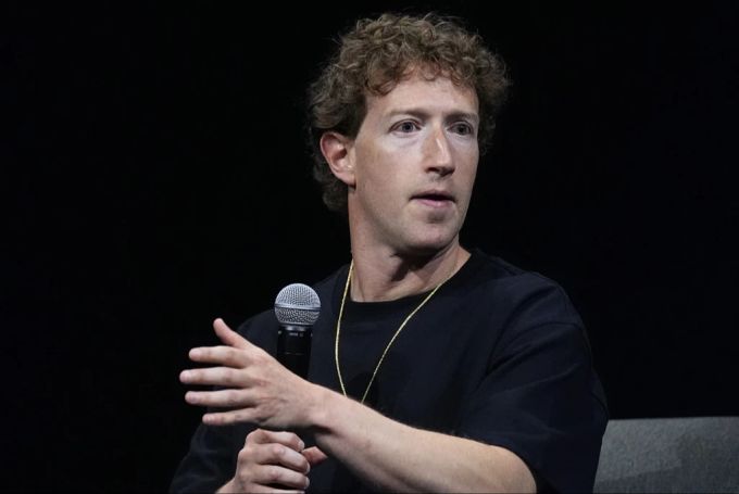 Experten sehen Zuckerbergs Entscheidung kritisch und befürchten Karriereknicks bei den entlassenen Mitarbeitern von Meta. meta