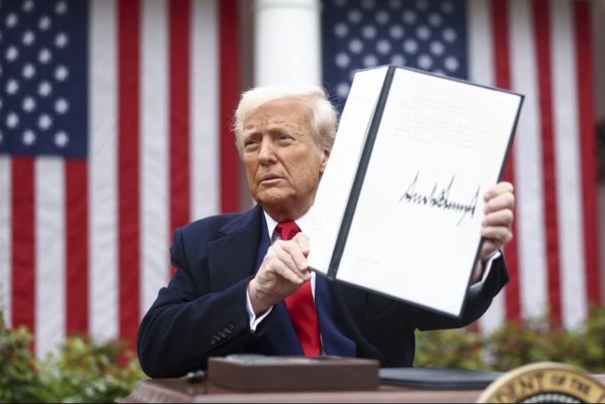Basieren die von Donald Trump ausgerufenen Zölle auf einer missverstandenen Studie von Ökonom Brent Neiman? Donald Trump