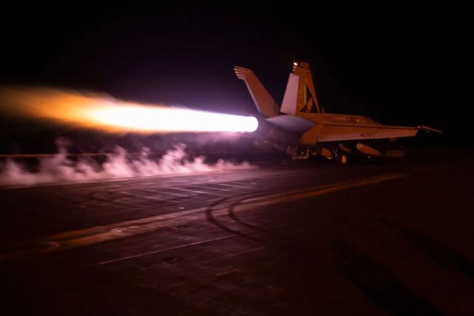 US-Jet startet