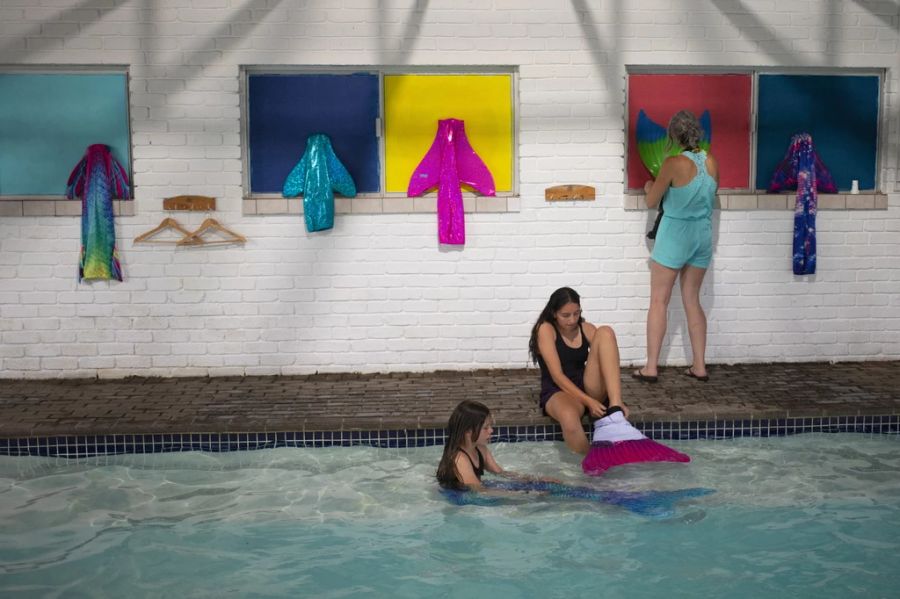 Die Flossen sind aber nur für sehr geübte Schwimmerinnen und Schwimmer geeignet. (Archivbild)