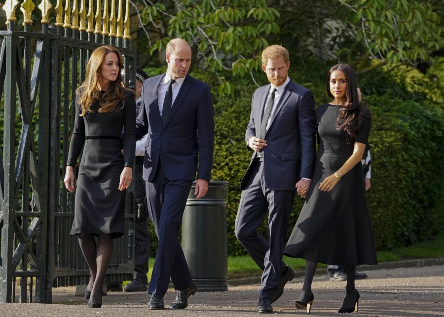 Von links: Prinzessin Kate, Prinz William, Prinz Harry und Herzogin Meghan.