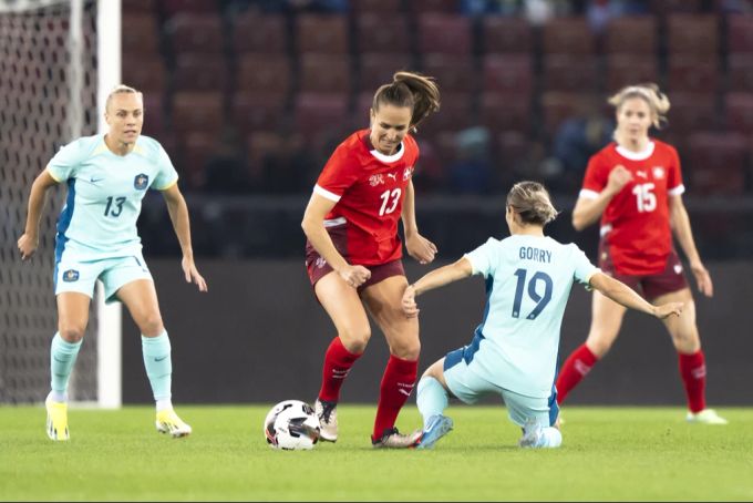 Lia Wälti und die Frauen-Nati zeigen gegen Australien eine gute Leistung. Wälti