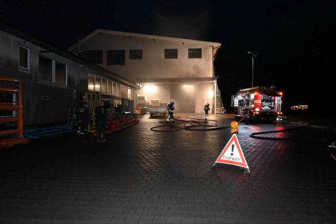 Die Feuerwehr konnte den Brand löschen. Feuerwehreinsatz