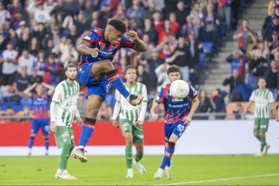 Gegen St.Gallen erzielt der Spanier beide Tore zum 2:1-Sieg.