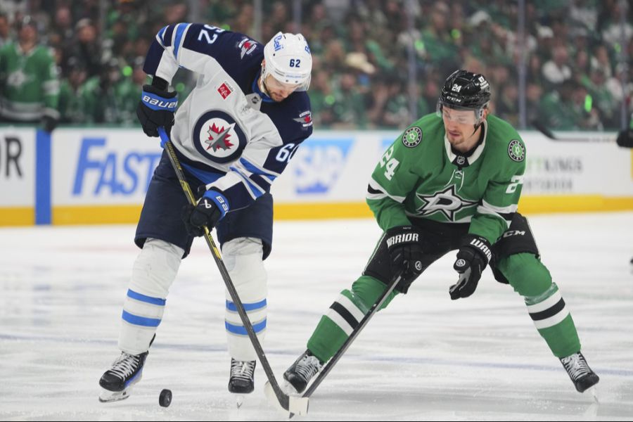 Nino Niederreiter NHL