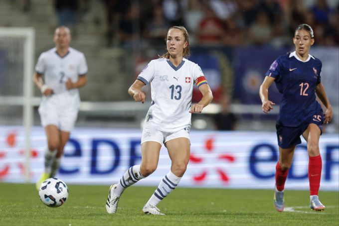 Lia Wälti ist bei Arsenal eine Führungsspielerin und Captain der Schweizer Nati. Lia Wälti Schweizer Nati