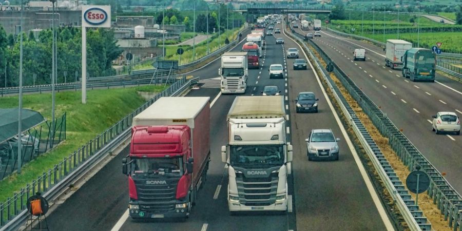 LKW Autobahn