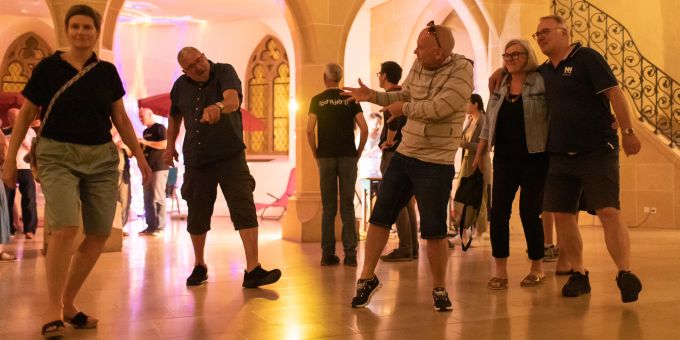 Die «Lange Nacht der Kirchen» sorgt für schöne Begegnungen. Symbolbild