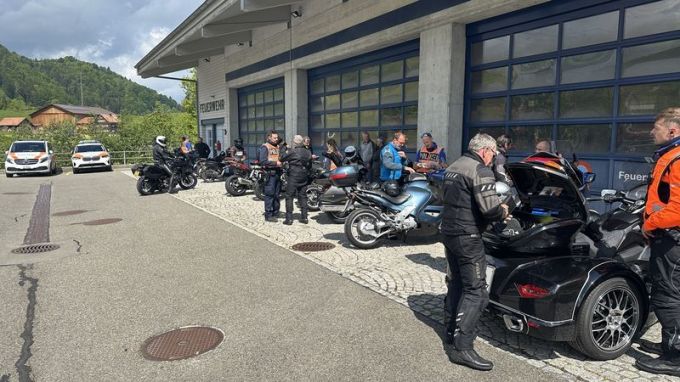 Mehrere Personen wurden verbusst und verzeigt. Kontrolle