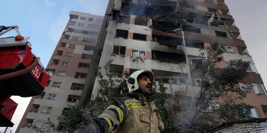 In Wohnhäusern in Teheran wurden führende Wissenschaftler des Atomprogramms getötet.