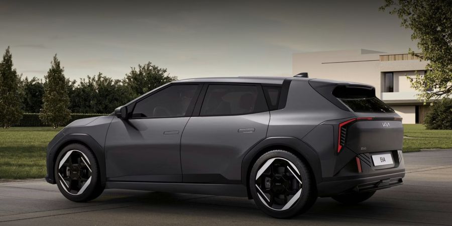 KIA EV4