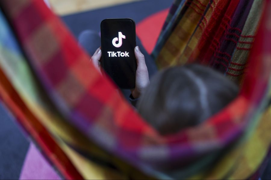 Immer wieder werden alte Songs durch soziale Medien erneut populär und oft gestreamt.