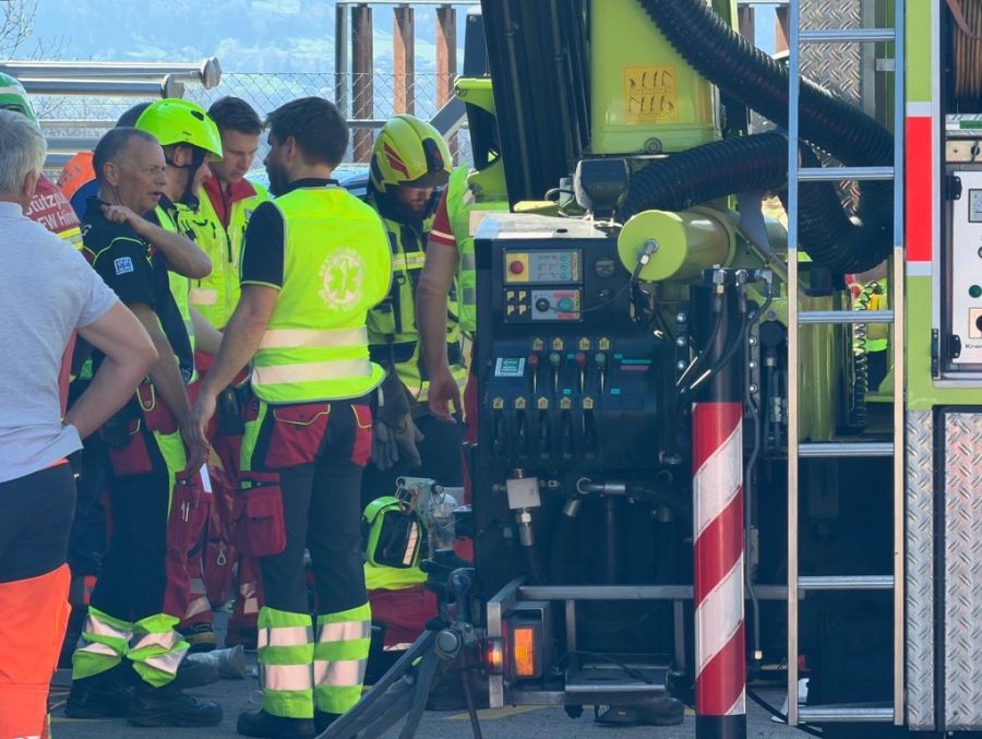 Es waren etliche Rettungskräfte im Einsatz.