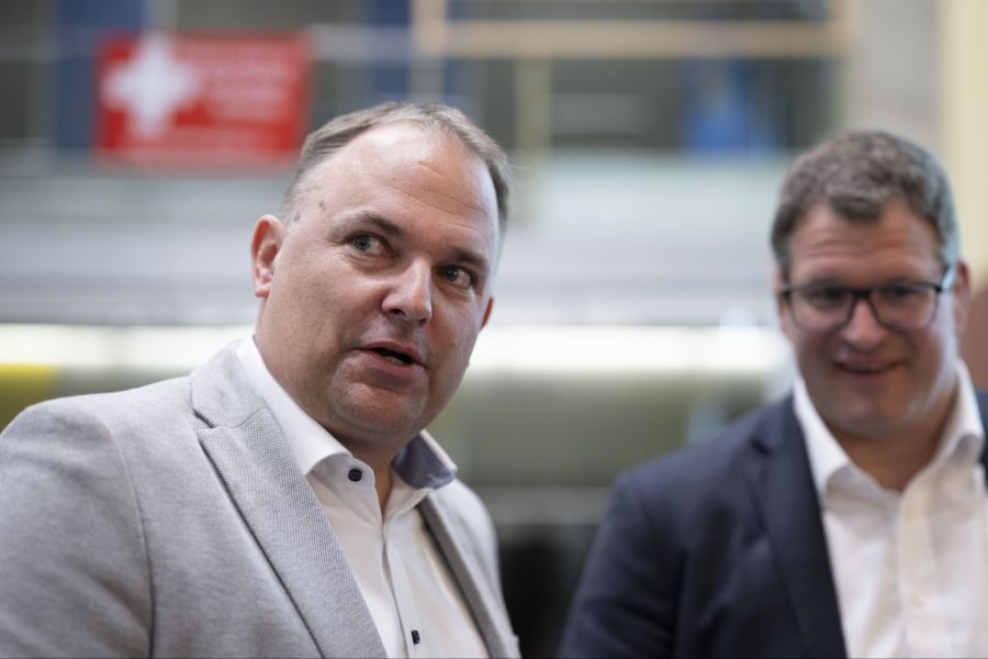 SVP-Präsident Marcel Dettling kritisiert das SRF für den Tagesschau-Beitrag zur neusten Kriminalstatistik.