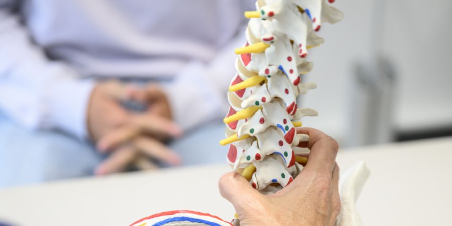 Am Freitag stand die Einvernahme des angeklagten Berner Chirurgen an. (Symbolbild)