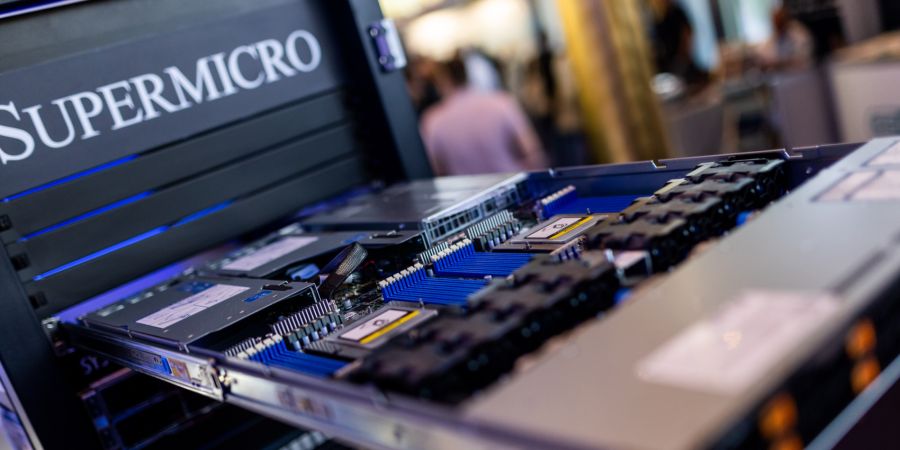 Supermicro wall street