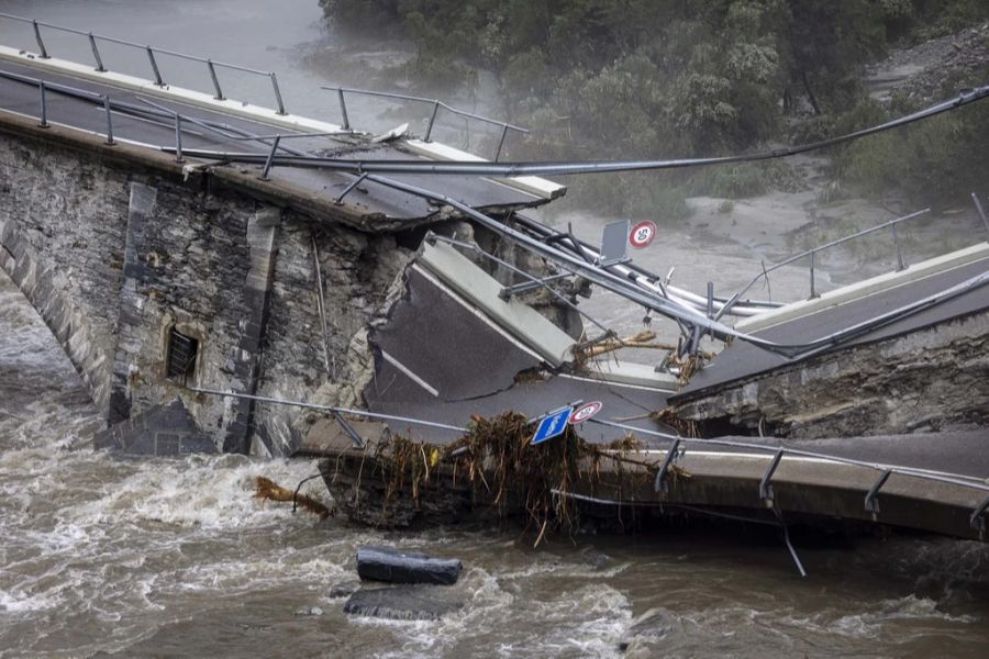 Die zerstörte Visletto-Brücke im Tessin.