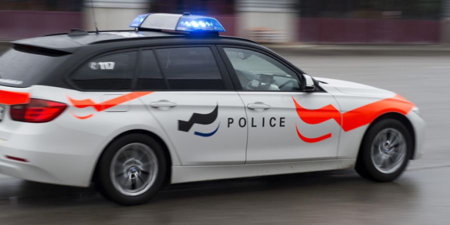 Die Freiburger Polizei hat Ermittlungen zur Kettenkollision auf der A12 aufgenommen. (Symbolbild)