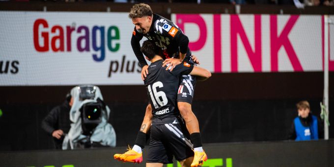 Der FC Lugano macht im Meisterrennen Druck auf YB. FC Lugano Lausanne-Sport