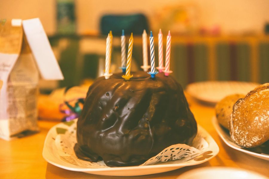 Neu gibt es nur zum 90. und 95. Geburtstag eine persönliche Gratulation durch die Gemeinde. Ab dem hundertsten Lebensjahr ist der Geburi-Besuch wieder jährlich.