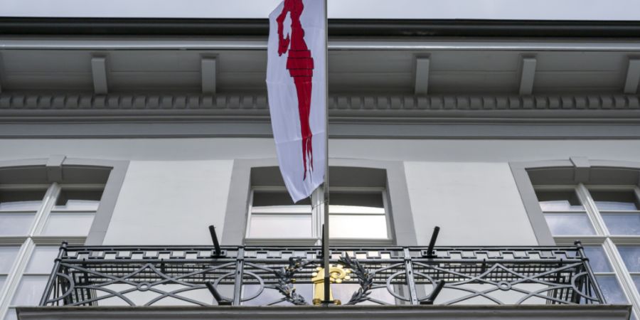 Eine Initiative der Baselbieter Wirtschaftskammer will Anstellungsbedingungen bei der Verwaltung jenen bei KMU angleichen. (Archivbild)
