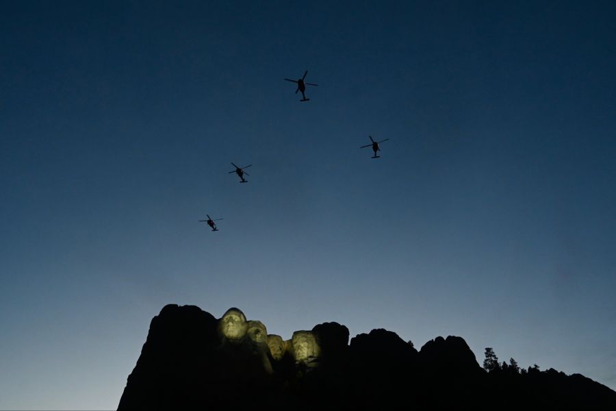 Mount Rushmore Trump-Rede Helikopter
