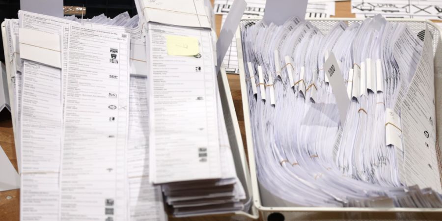 Auszählung der Stimmen in Clacton. Foto: Richard Pelham/AP/dpa