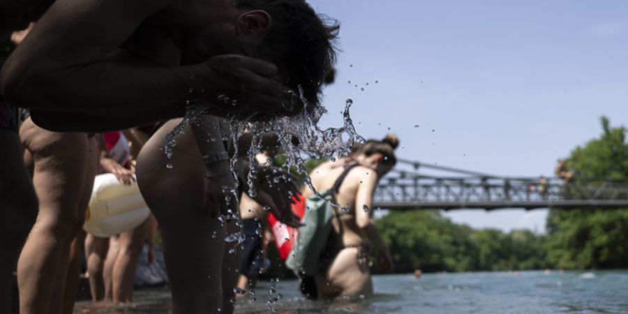 Die Aare in Bern mit dem Schönausteg, wo das Bundesamt für Umwelt eine Messstation betreibt.
