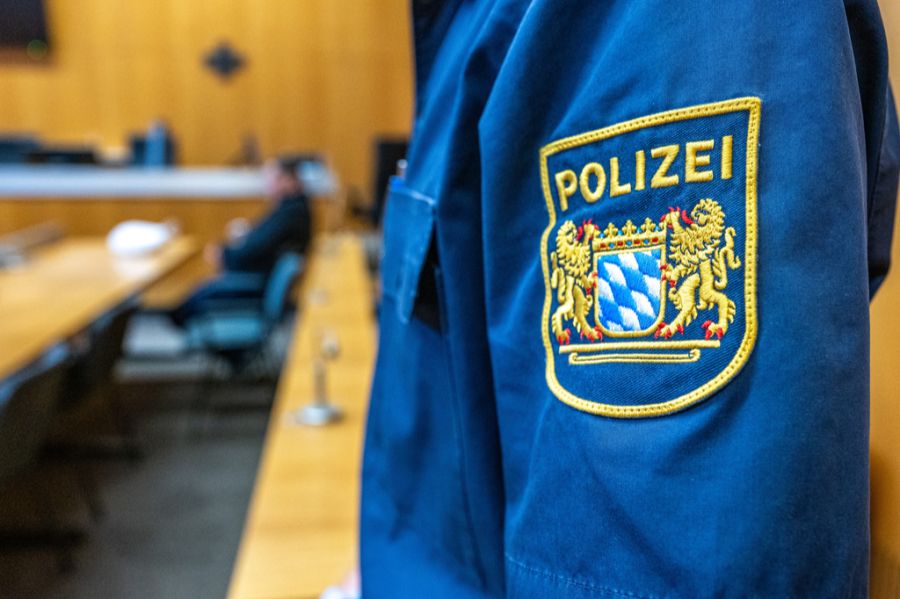 Auf die Schliche kam ihm die Polizei letztendlich wegen seiner Bank, (Symbolbild)