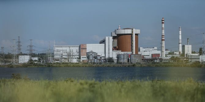 akw