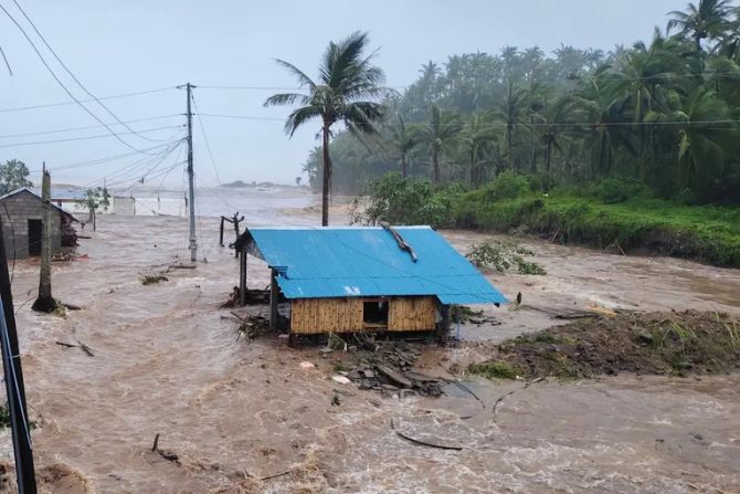 Fung-Wong Überschwemmung Philippinen