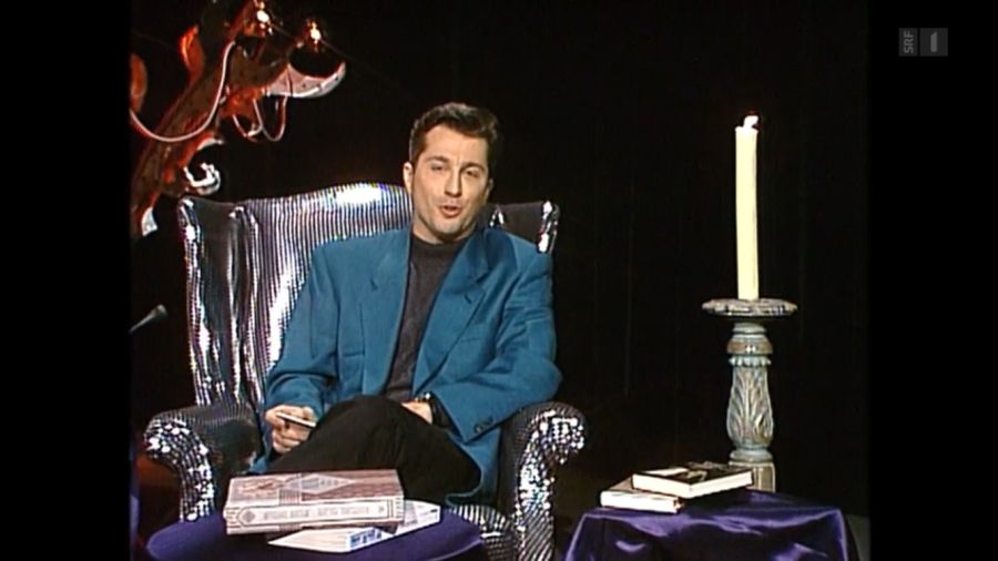 1993 besprach Reto Lipp Bücher im Schweizer Fernsehen.