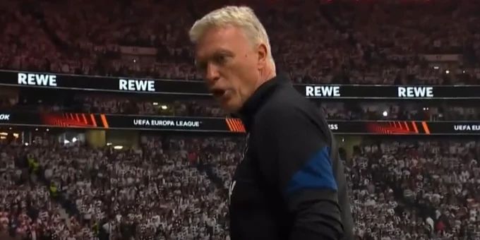«Lag gut für Volley» - West-Ham-Coach schiesst Frankfurt-Balljunge ab